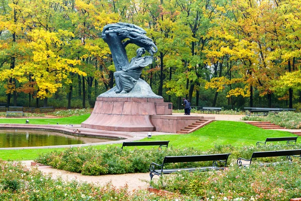 Garantia Polónia Outubro 2016 Monumento Fryderyk Chopin Paisagem Outono Parque — Fotografia de Stock