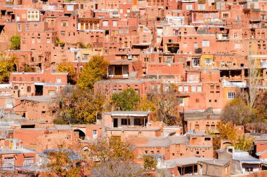 İran 'ın orta kesimindeki Abyaneh dağ köyü. UNESCO dünya mirası sahası.