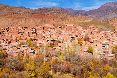 İran 'ın orta kesimindeki Abyaneh dağ köyü. UNESCO dünya mirası sahası.