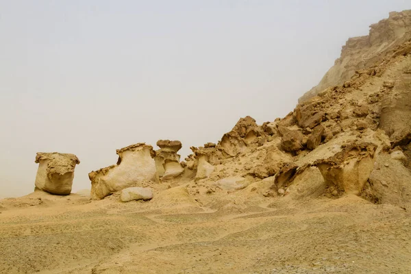 チャフカ スターズ バレー Qeshm島 イラン 穏やかな砂嵐の中で撮影された写真 — ストック写真
