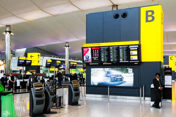 Heathrow Anglia August Check Hall London Heathrow Airport 2016 Augusztus — Stock Fotó