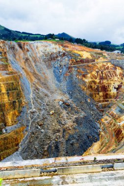 Martha Madeni, Açılmış Altın Madeni, Waihi, Yeni Zelanda. Tarihsel endüstriyel manzaraya sahip teknolojik bir topluluğun olağanüstü bir örneği..