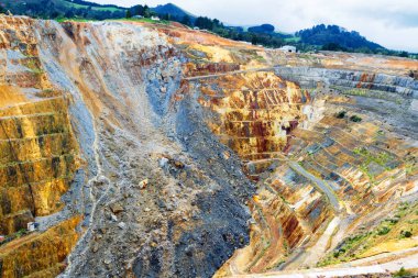 Martha Madeni, Açılmış Altın Madeni, Waihi, Yeni Zelanda. Tarihsel endüstriyel manzaraya sahip teknolojik bir topluluğun olağanüstü bir örneği..