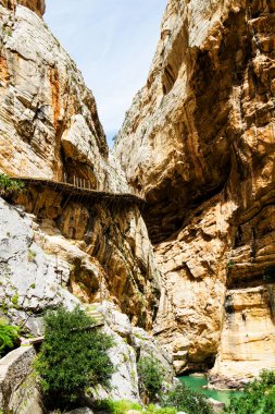 El Camino del Rey, tadilattan önce kralın yolu dünyanın en tehlikeli yollarından biriydi. Malaga, Endülüs, İspanya