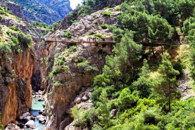El Camino del Rey, tadilattan önce kralın yolu dünyanın en tehlikeli yollarından biriydi. Malaga, Endülüs, İspanya