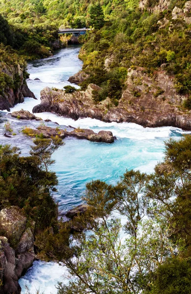 Aratiatia Forsar Waikato Floden Efter Spill Portar Vattenkraftdammen Toppen Den — Stockfoto