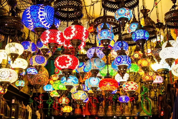 Granada España Mayo 2017 Lámparas Tradicionales Vidrio Metal Marroquíes Turcos —  Fotos de Stock