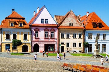 BARDEJOV, SLOVAKIA - 15 Ağustos 2017: UNESCO 'nun listesindeki Bardejov kenti, Slovakya