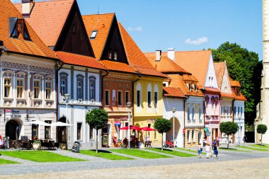 BARDEJOV, SLOVAKIA - 15 Ağustos 2017: UNESCO 'nun listesindeki Bardejov kenti, Slovakya