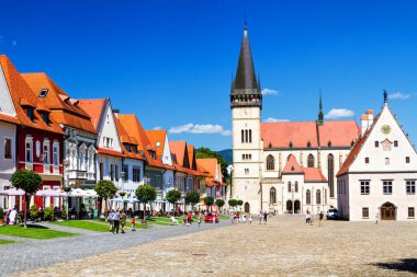 BARDEJOV, SLOVAKIA - 15 Ağustos 2017: UNESCO 'nun listesindeki Bardejov kenti, Slovakya
