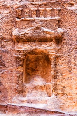 Petra - antik şehrin turizm kompleksi. Ürdün 'de popüler turizm merkezi ve dönüm noktası.