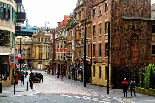 NEWCASTLE UPON TYNE, ENGLAND - 28 октября 2017 года: Центр города Ньюкасл-апон-Тайн на северо-востоке Англии, Великобритания