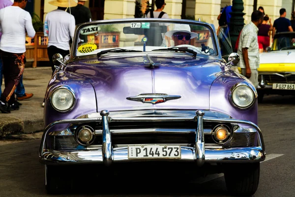 Havana Cuba November 2017 Régi Színes Vintage Klasszikus Autó Havanna — Stock Fotó