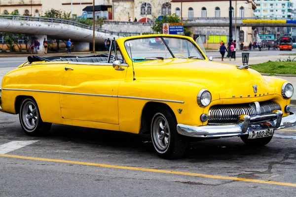 Havana Cuba Novembro 2017 Velho Carro Clássico Vintage Colorido Nas — Fotografia de Stock