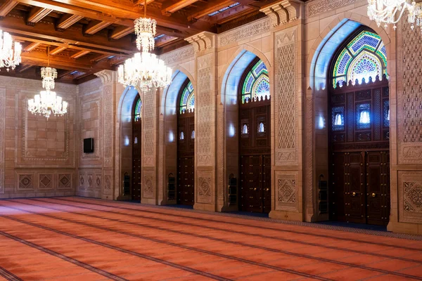 Muscat Oman Nov 2018 Inaugurada 2001 Gran Mezquita Del Sultán — Foto de Stock