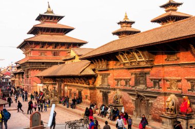 KATHMANDU, NEPAL - 23, 2018: Patan Durbar Meydanı. Katmandu 'nun üç kraliyet şehrinden biridir ve turistler için çok popüler bir yerdir.