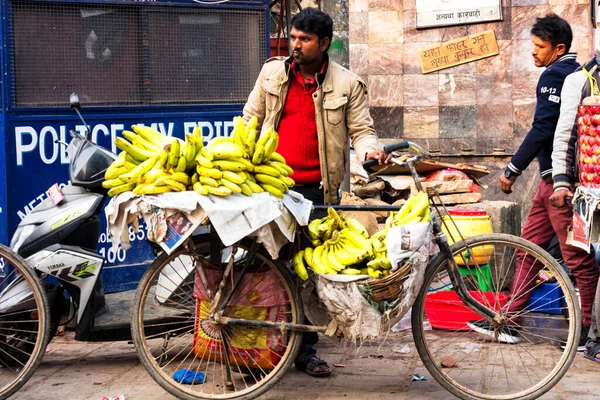 Kathmandu Nepal Dec Pessoas Que Negociam Mercado Asan Centro Cidade — Fotografia de Stock