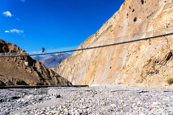 Puente Colgante Popular Sendero Destino Turístico Circuito Annapurna Nepal Montañas — Foto de Stock