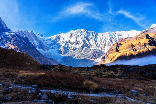Poranny Widok Górę Annapurna Obozu Bazowego Annapurna Wokół Szlaku Trekkkkingowego — Zdjęcie stockowe
