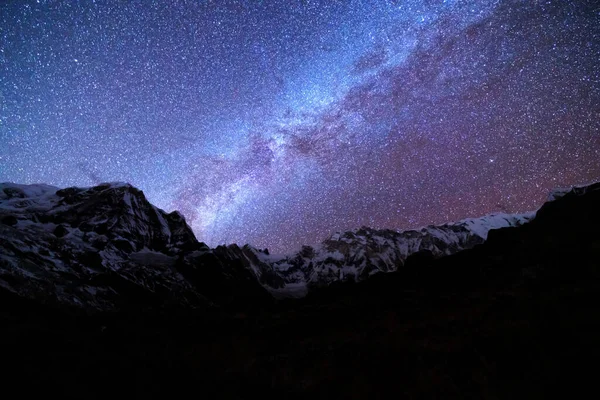 Láctea Montanhas Cena Incrível Com Montanhas Himalaia Céu Estrelado Noite — Fotografia de Stock