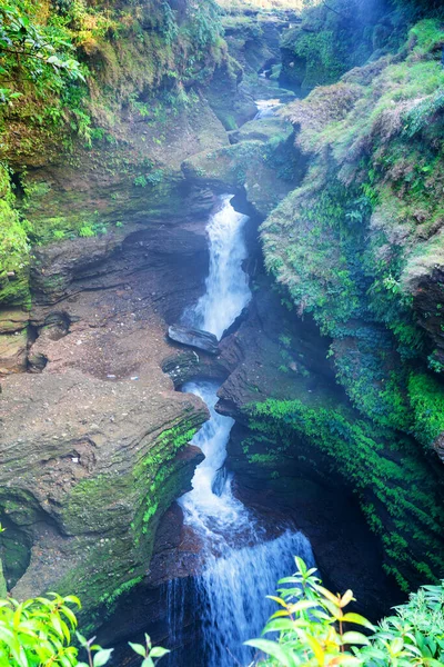 Davis Falls Uma Cachoeira Localizada Distrito Kaski Nepal — Fotografia de Stock