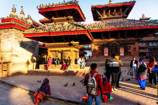 Kathmandu Nepal 2018年11月23日 ネパールの首都カトマンズの中心部にある人気の観光地 ドゥルバル広場 2015年の東日本大震災で大きな被害を受けました — ストック写真