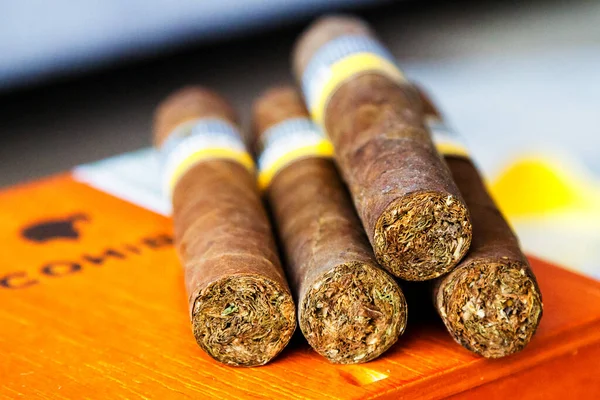 Havana Cuba Ноября 2017 Года Cohiba Cigar Кубинский Бренд Наполнен — стоковое фото