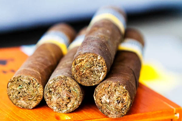 Кубинские Сигары Производство Сигар Кубе Контролируется Кубинским Правительством Каждый Бренд — стоковое фото