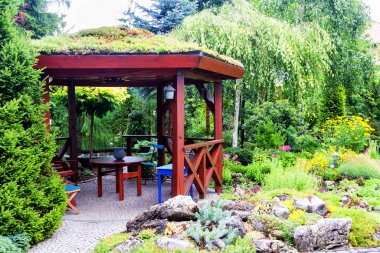 Bahçedeki Pavilion.