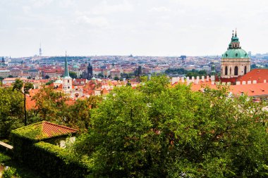 Prag Şatosu 'ndan panoramik manzara Hradczany, Çek Cumhuriyeti
