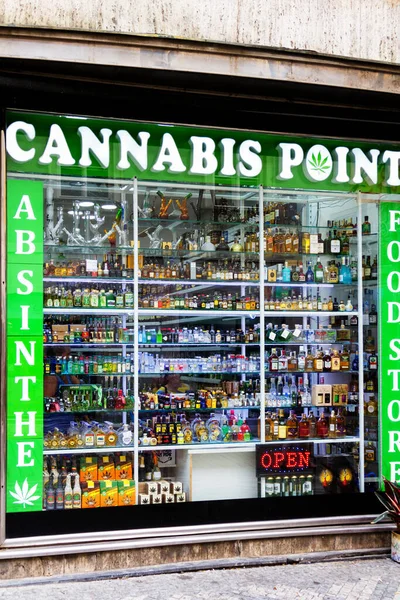 Prague Czech Republic August 2018 Font Souvenir Shop Cannabis Absinthe — Stock Photo, Image