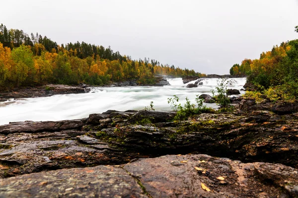 Cascade Bardufoss Située Dans Vallée Tamok Région Troms Finnmark Norvège — Photo