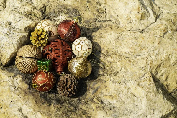 Group Christmas Ball Ornament Rock Sun Shine — Stock Photo, Image