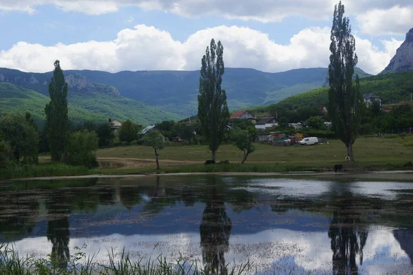 Nyári Táj Krím Félsziget Hegyvidéki Részén — Stock Fotó