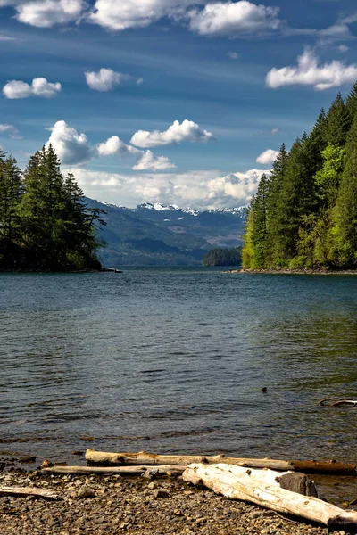 Sonniger Tag Bergsee Den Felsigen Bergen Der Nähe Der Harrisons — Stockfoto