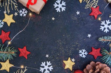 Altın kalpler ellerinde. Sadaka, hayır kurumu, bağış, fotokopi alanı ile bağış yapma kavramı