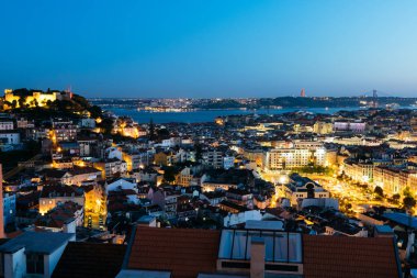 Lizbon Skyline yükseltilmiş görünümü. 