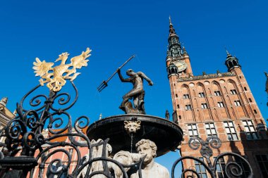 Gdansk, Polonya - 11 Mayıs 2018: Neptün Çeşmesi, Gdansk, Polonya