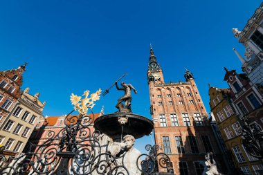 Gdansk, Polonya - 11 Mayıs 2018: Neptün Çeşmesi, Gdansk, Polonya