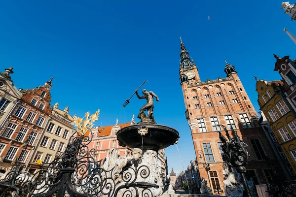 Gdansk, Polonya - 11 Mayıs 2018: Neptün Çeşmesi, Gdansk, Polonya