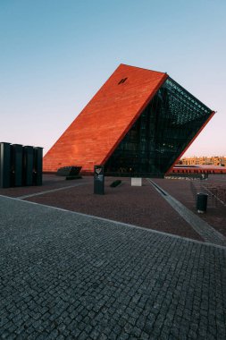 Gdansk, Polonya - 12 Mayıs 2018: İkinci Dünya Savaşı yaz, Gdansk, Polonya'nın Müzesi Buidling.