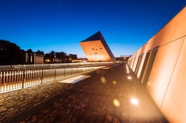 Gdansk, Polonya - 12 Mayıs 2018: İkinci Dünya Savaşı yaz, Gdansk, Polonya'nın Müzesi Buidling.