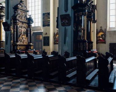 Gdansk, Polonya - 14 Mayıs 2018: Aziz Nikolaos Kilisesi, Gdansk, Polonya iç. 