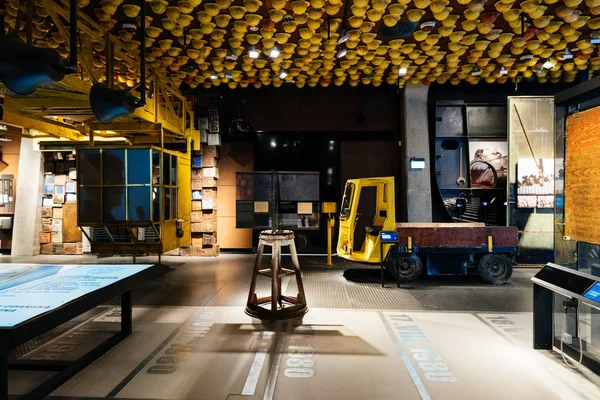 Gdansk, Polonya - 13 Mayıs 2018: Sergi, Gdansk, Polonya Avrupa Dayanışma Merkezi 