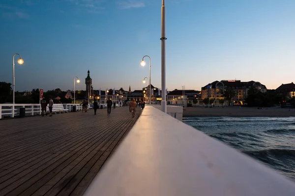 Sopot Poland Mai 2018 Spaziergänger Holzsteg Sopot Poland — Stockfoto