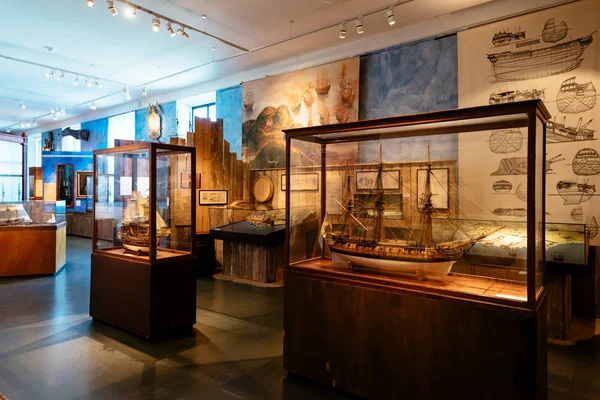 Göteborg, İsveç - 17 Mayıs 2018: Sergide Gothenburg akvaryum ve Deniz Müzesi.