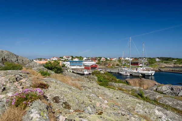イェーテボリ スウェーデン 2018 ヨットと Styrso マリーナでモーター ボート Styrso は小さな島と局所性 Vstra — ストック写真