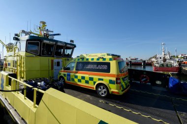 Göteborg, İsveç - 20 Mayıs 2018: Yelkenli ve motorlu tekneler Styrso Marina. Styrso küçük bir ada ve Goteborg yerleşim yeri, Vstra Gtaland County, İsveç yer alan bir yer var. 2010 yılında 1,304 nüfusu vardı