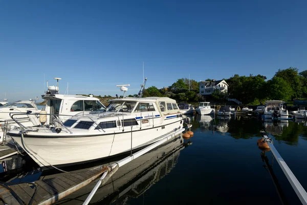 Gothenburg Suecia Mayo 2018 Veleros Lanchas Puerto Deportivo Styrso Styrso — Foto de Stock