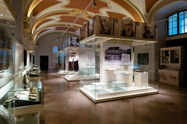 Wroclaw, Polonya - 26 Haziran 2018: Sergi Polonya Wroclaw Üniversitesi Müzesi'nde. 